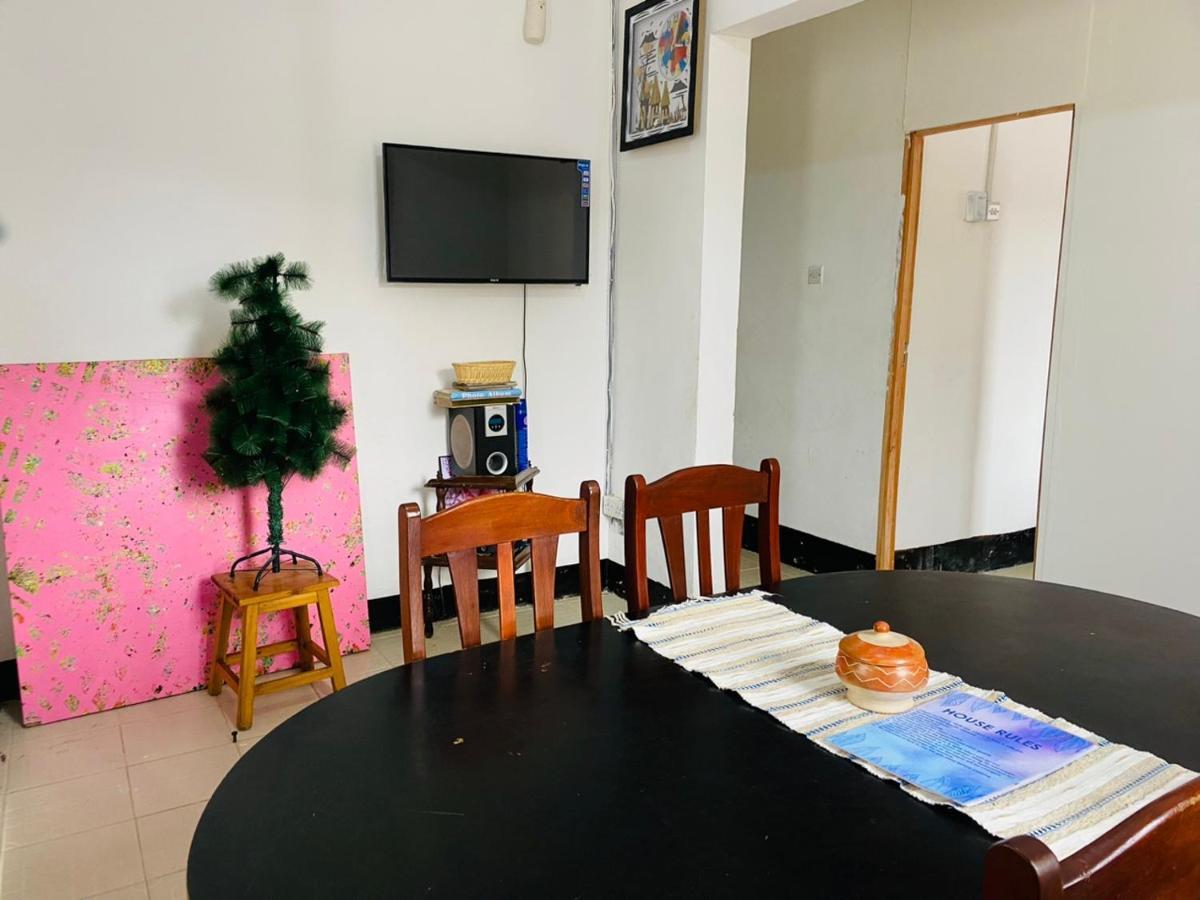 Mikocheni Home Stay Dar es Salaam Esterno foto