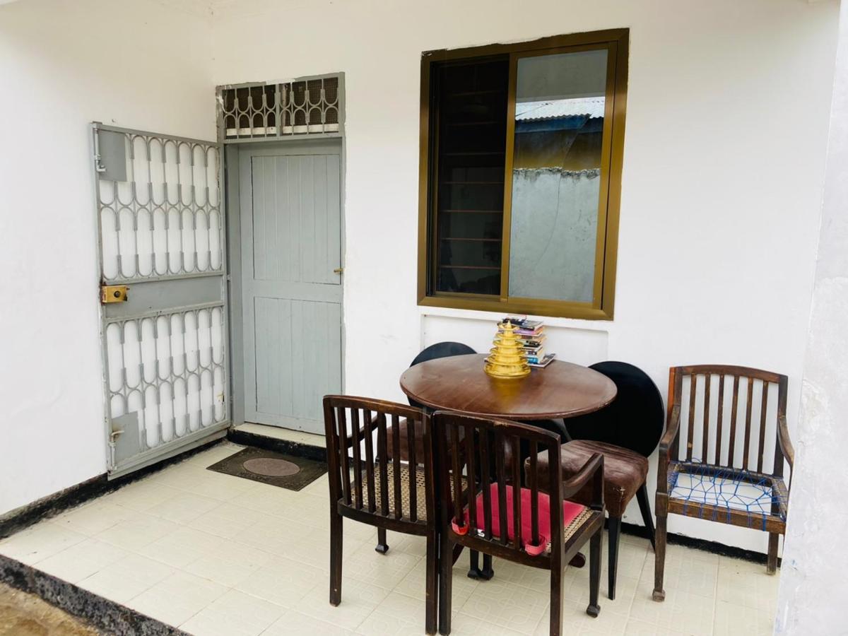 Mikocheni Home Stay Dar es Salaam Esterno foto